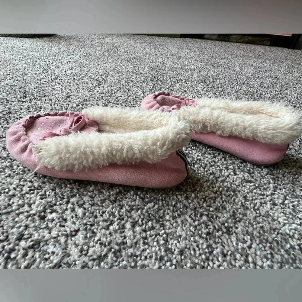 Nautica pink slippers